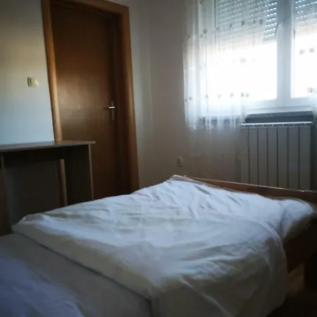 Apartment4rooms Апартаменты *